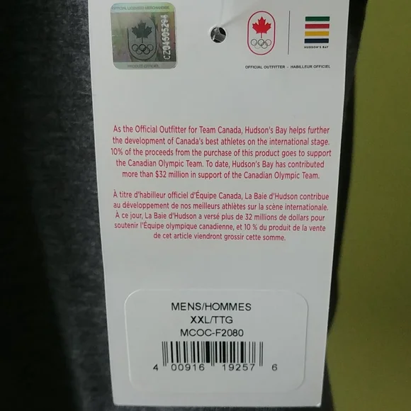NWT XXL 🌟HOST PICK🌟T'shirt, Grey Color with logo "TORONTO" - Picture 5 of 7